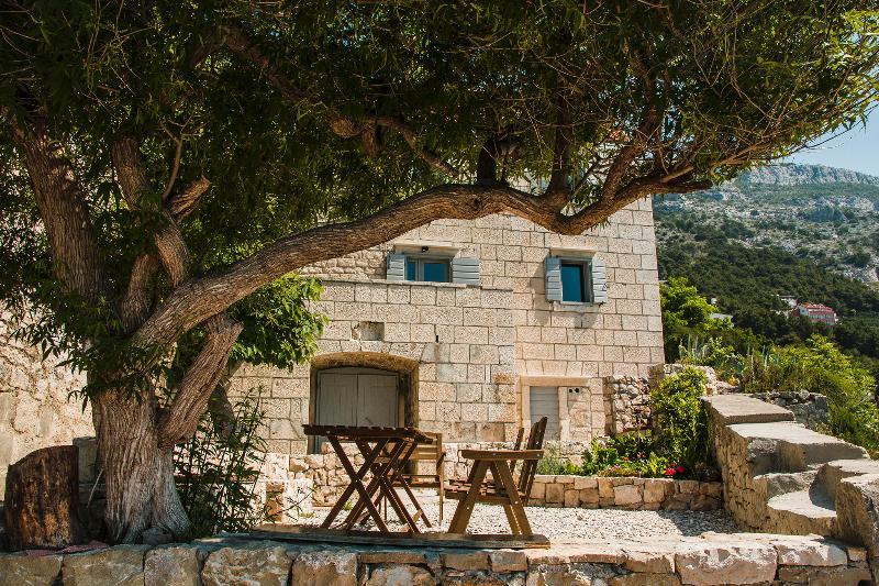Stone Lady - Holiday Home Omis Exterior photo